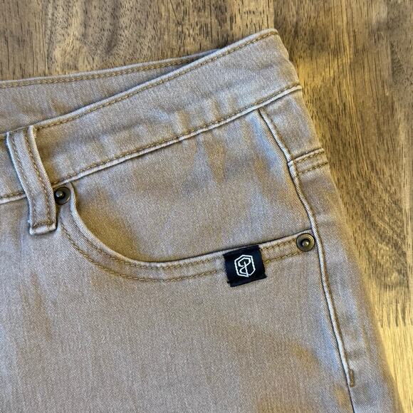 Born Primitive Short Flex Stretchy Jort 8” Raw Hem Denim CrossFit Khaki Men’s XL - Picture 10 of 10